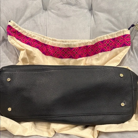 Black Leather Tory Burch Tote Bag with Chain Straps - Picture 4 of 4